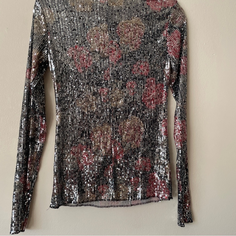 FREE PEOPLE Intimately Gold Rush Top
Sequins Floral whimsigoth witchy glam NYE - Picture 11 of 11